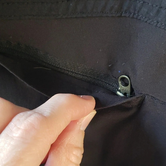 The North Face Shorts Sz 6 Women's Adjustable Length Black - Picture 12 of 16